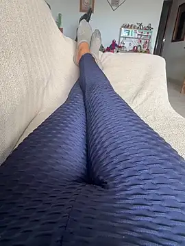 Snapshot of Rubia_divina7 chatting on 10.30.25 Rubia divina7 online show from 10.30.25