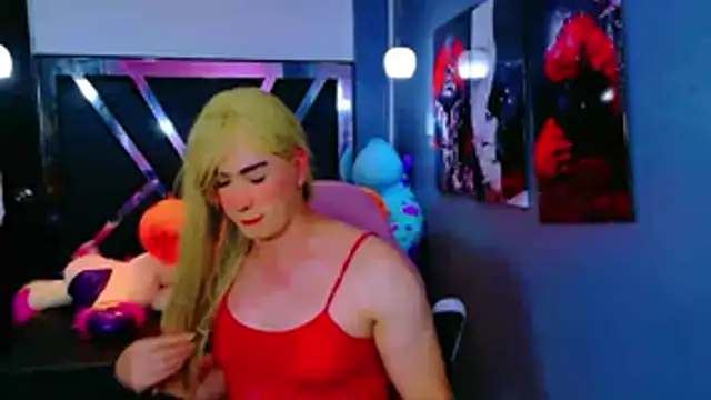 Snapshot of Jennfer_Winson chatting on 10.28.25 Jennfer Winson online show from 10.28.25