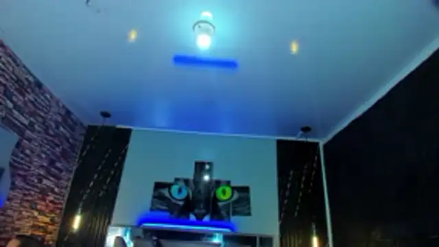 Snapshot of Jennfer_Winson chatting on 11.22.25 Jennfer Winson online show from 11.22.25