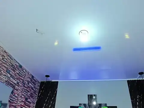 Snapshot of Jennfer_Winson chatting on 11.23.25 Jennfer Winson online show from 11.23.25