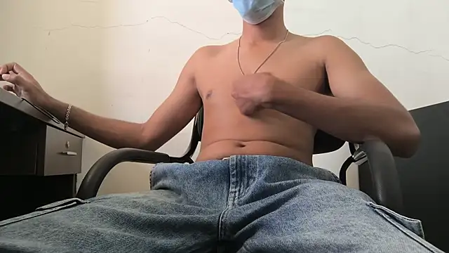 Snapshot of adi8210 chatting on 01.16.26 adi8210 online show from 01.16.26