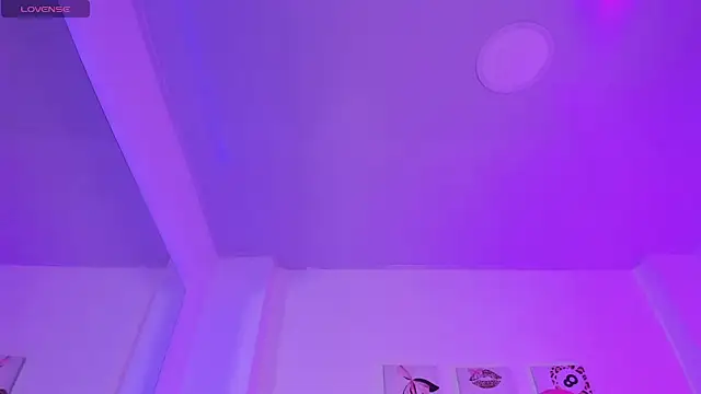 kittymonroe1 online show from 04.30.26