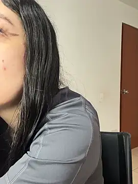 Selena Roa online show from 02.22.26