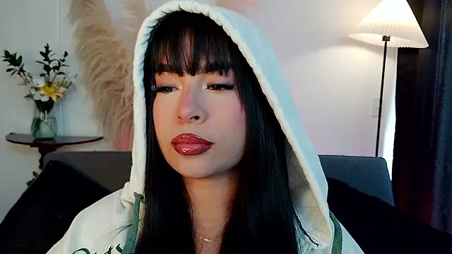 mia roux1 online show from 01.31.26