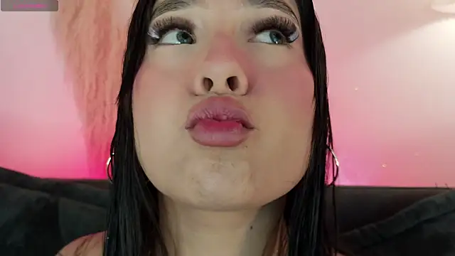 mia roux1 online show from 06.20.26
