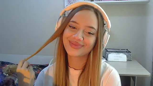 KatyPortello online show from 10.21.25