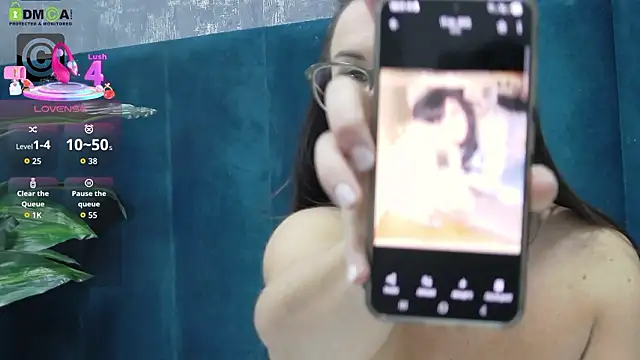 Snapshot of Roxie_Anne chatting on 02.03.26 Roxie Anne online show from 02.03.26