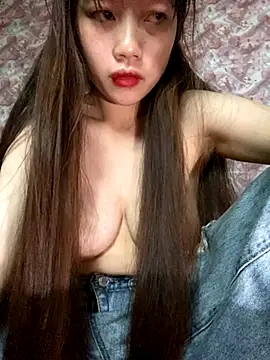 Snapshot of kitty-20x chatting on 11.01.25 kitty-20x online show from 11.01.25