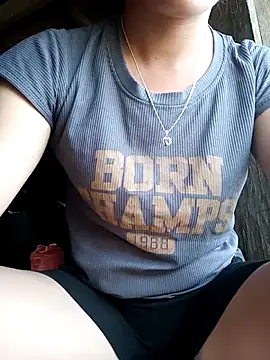 Snapshot of Phantamay chatting on 04.08.26 Phantamay online show from 04.08.26