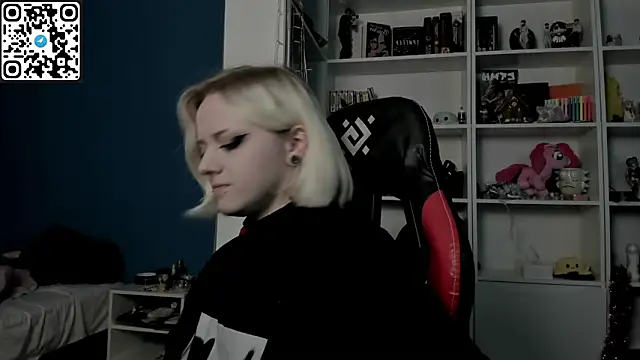 Holy Mistress S online show from 01.14.26