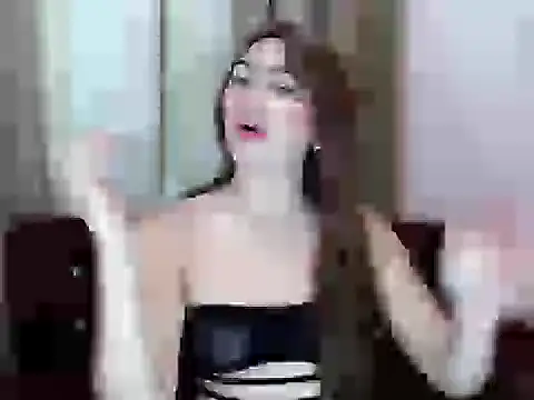 Snapshot of Felicity_lux chatting on 04.13.26 Felicity lux online show from 04.13.26