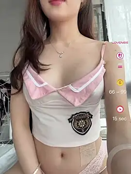 Snapshot of meimei_x chatting on 07.14.26 meimei x online show from 07.14.26