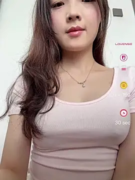 Snapshot of meimei_x chatting on 07.15.26 meimei x online show from 07.15.26