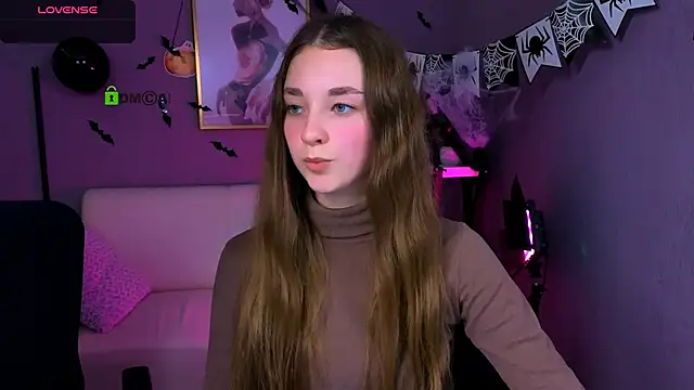 Snapshot of alisabliss chatting on 10.25.25 alisabliss online show from 10.25.25