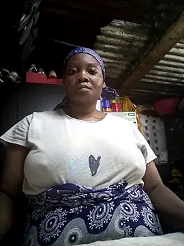 blackbeautyxx92 online show from 10.23.25