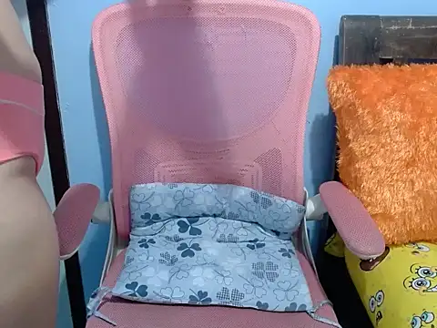 Snapshot of Skinny_Jean18xxx chatting on 03.16.26 Skinny Jean18xxx online show from 03.16.26