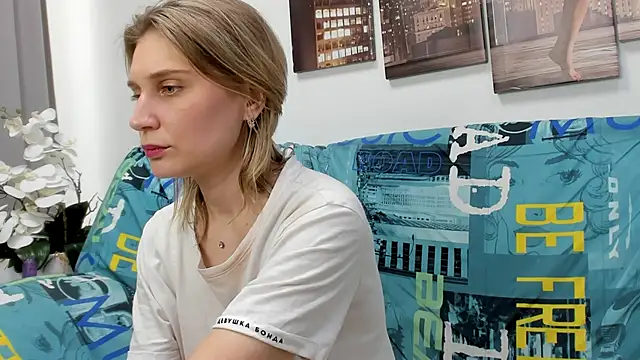 Snapshot of Tenderly_Sophie chatting on 03.02.26 Tenderly Sophie online show from 03.02.26