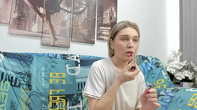 Snapshot of Tenderly_Sophie chatting on 03.08.26 Tenderly Sophie online show from 03.08.26