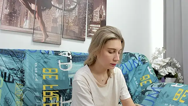 Snapshot of Tenderly_Sophie chatting on 03.09.26 Tenderly Sophie online show from 03.09.26