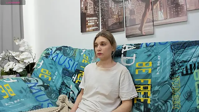 Tenderly Sophie online show from 04.24.26