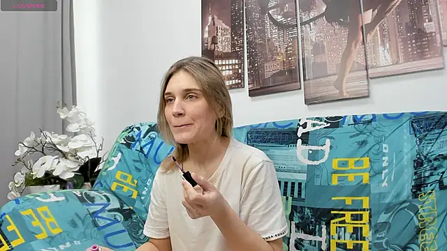 Tenderly Sophie online show from 04.26.26