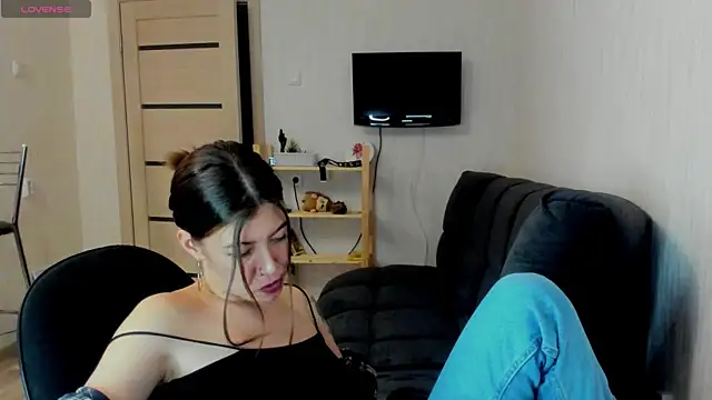 twinkle rosie online show from 12.13.25