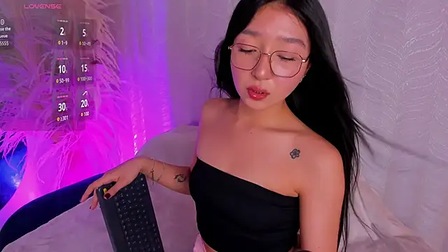 sydney miller  online show from 06.14.26
