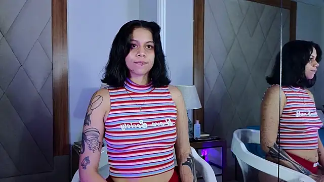 Snapshot of Athenea_sky_ chatting on 11.06.25 Athenea sky online show from 11.06.25