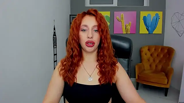Snapshot of ZoeBurton chatting on 07.28.26 ZoeBurton online show from 07.28.26