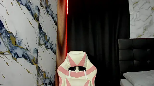 Scarlet DLuce online show from 02.24.26