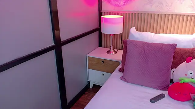 AdelineJhones online show from 03.02.26