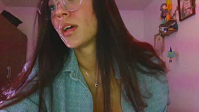 Snapshot of LissyM chatting on 03.12.26 LissyM online show from 03.12.26