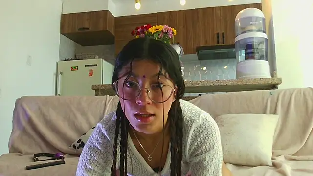 Snapshot of LissyM chatting on 03.26.26 LissyM online show from 03.26.26