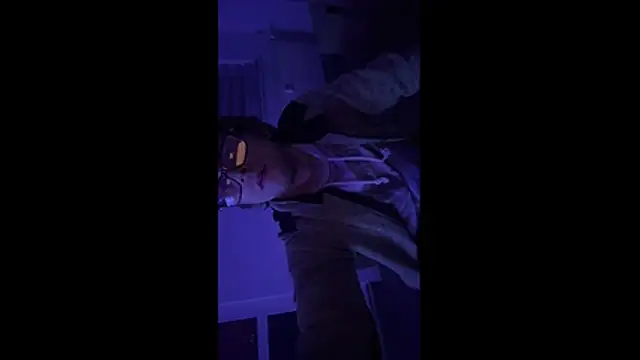 Snapshot of StephPra94 chatting on 11.09.25 StephPra94 online show from 11.09.25