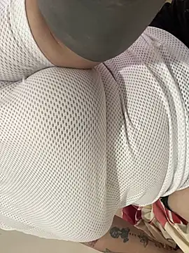 abby-hiltton online show from 11.01.25