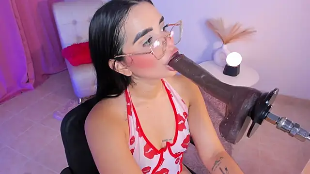 laana foxx online show from 10.28.25