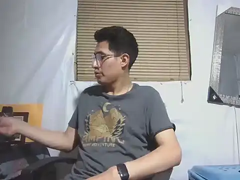 Niyorquino26 online show from 11.21.25