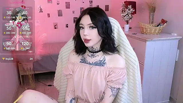 Emma Kirks online show from 06.09.26