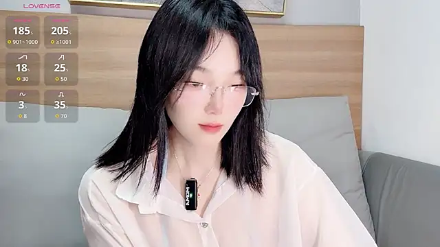 Snapshot of upoo7lt chatting on 03.03.26 upoo7lt online show from 03.03.26