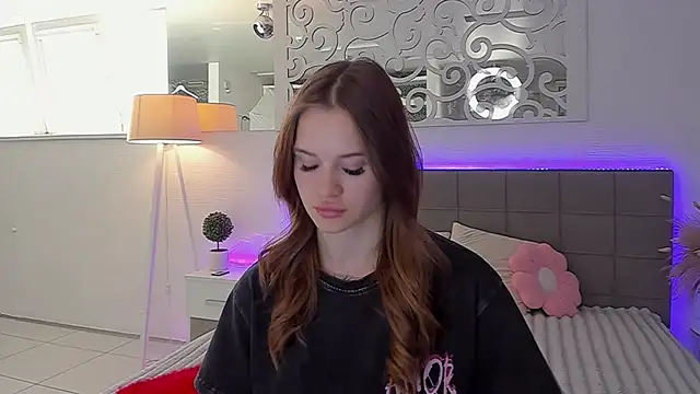 LuisaClover online show from 07.14.26
