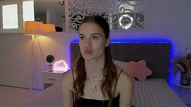 LuisaClover online show from 07.27.26