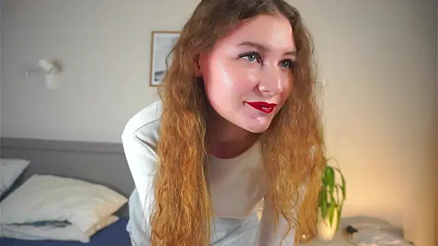 MegganKinson online show from 11.06.25