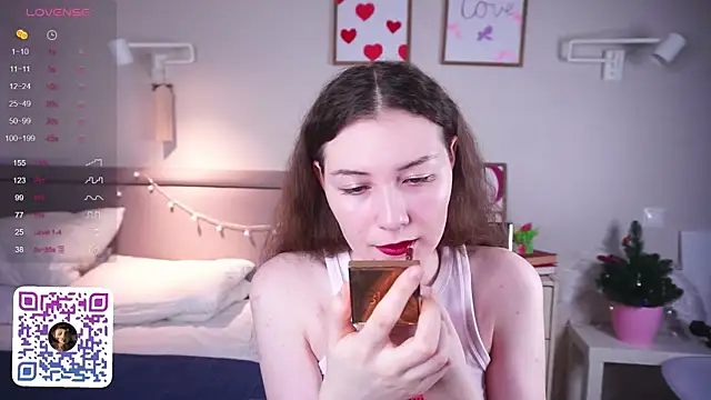 MegganKinson online show from 03.04.26