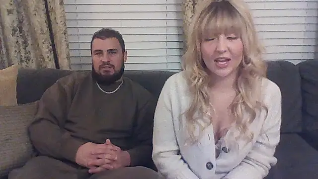 Snapshot of assstrogirl chatting on 12.02.25 assstrogirl online show from 12.02.25