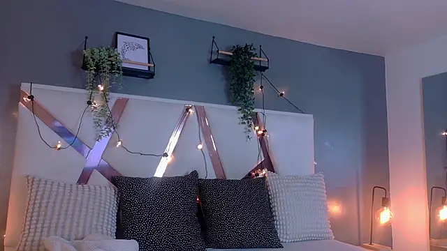 SeleneGibson   online show from 02.02.26