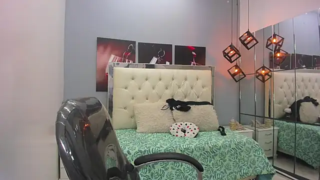 Snapshot of paul_ponce chatting on 01.06.26 paul ponce online show from 01.06.26