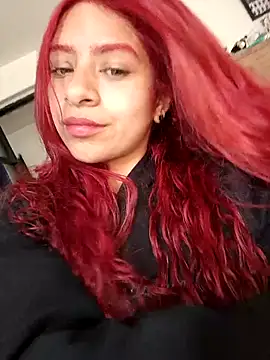 Lunatemptress4 online show from 12.04.25