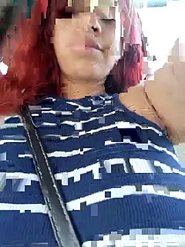 Lunatemptress4 online show from 12.17.25