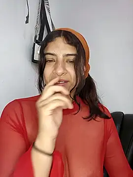 Lunatemptress4 online show from 03.31.26