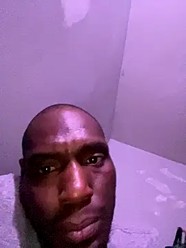 Snapshot of DiabloDicc74 chatting on 10.30.25 DiabloDicc74 online show from 10.30.25